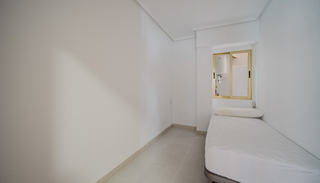 Resale - Apartment - Torrevieja - Torrelamata - La Mata