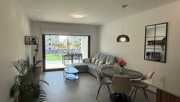 Resale - Apartment - Guardamar del Segura - El Raso