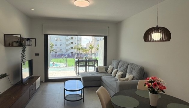 Resale - Apartment - Guardamar del Segura - El Raso