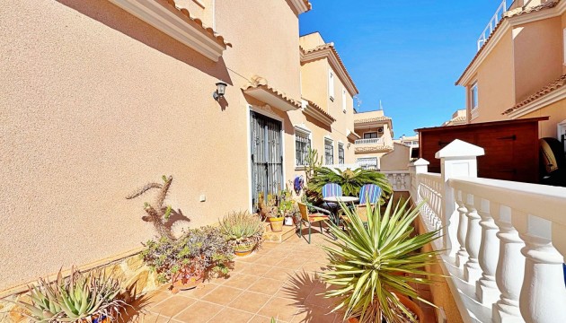 Resale - Townhouse - Orihuela Costa - Villamartín