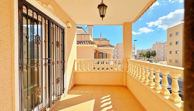 Resale - Townhouse - Orihuela Costa - Villamartín