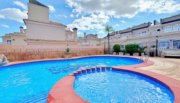 Resale - Townhouse - Orihuela Costa - Villamartín