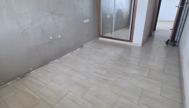 Resale - Apartment - Torrevieja