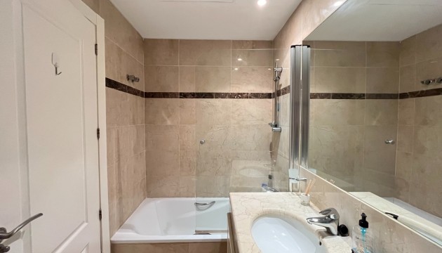 Videresalg - Leilighet - Los Alcazares