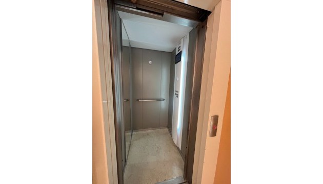 Videresalg - Leilighet - Los Alcazares