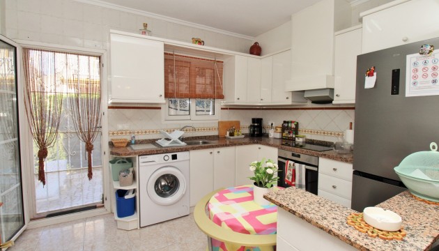 Resale - Apartment - Orihuela Costa - Playa Flamenca