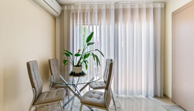 Resale - Townhouse - Torrevieja - Nueva Torrevieja - Aguas Nuevas