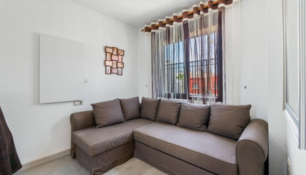 Resale - Townhouse - Torrevieja - Nueva Torrevieja - Aguas Nuevas