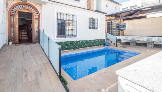 Resale - Townhouse - Orihuela Costa - La Zenia