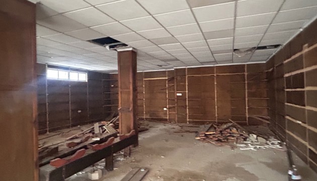 Videresalg - Kommersiell - Jacarilla