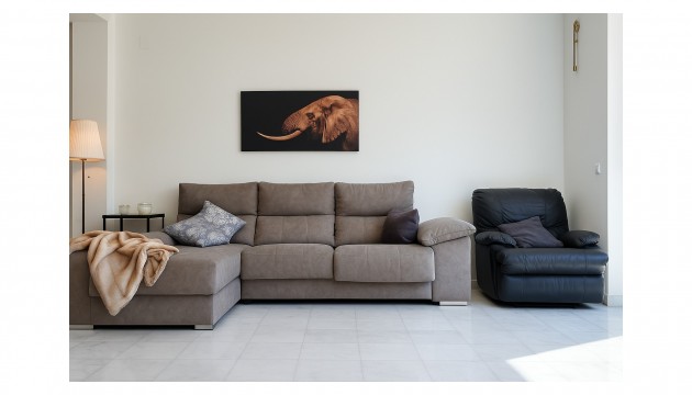 Resale - Bungalow - San Juan de Alicante