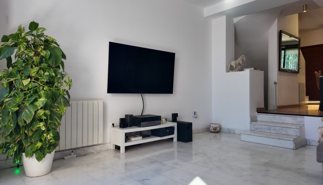 Resale - Bungalow - San Juan de Alicante