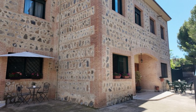 Resale - Bungalow - San Juan de Alicante