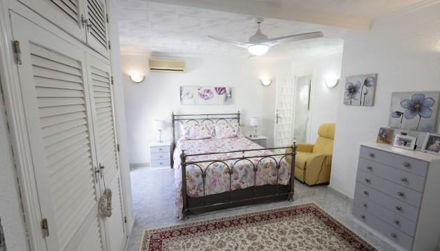 Videresalg - Detached Villa - Torrevieja - San Luis