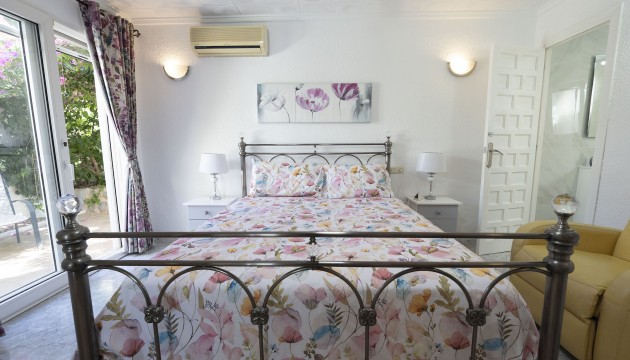 Videresalg - Detached Villa - Torrevieja - San Luis