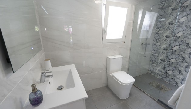 Videresalg - Detached Villa - Torrevieja - San Luis