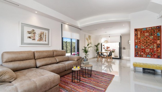 Новое здание - отдельная вилла - Los Montesinos