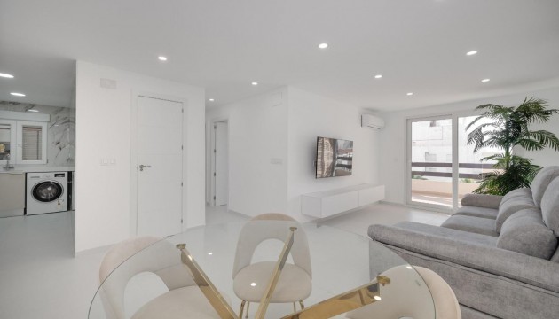 Resale - Apartment - Torrevieja - El Acequión - Los Náufragos