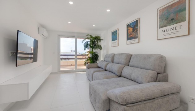 Resale - Apartment - Torrevieja - El Acequión - Los Náufragos