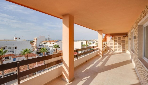 Resale - Apartment - Torrevieja - El Acequión - Los Náufragos