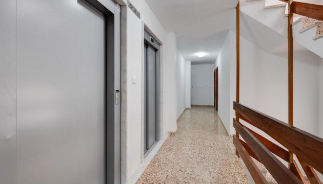 Resale - Apartment - Torrevieja - El Acequión - Los Náufragos