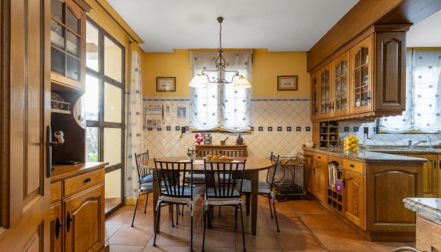 Resale - Detached Villa - Torrevieja - La Veleta