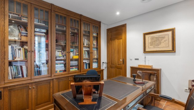 Resale - Detached Villa - Torrevieja - La Veleta