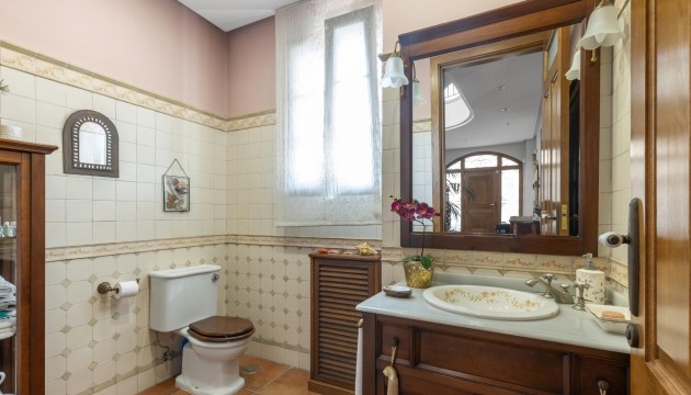 Resale - Detached Villa - Torrevieja - La Veleta