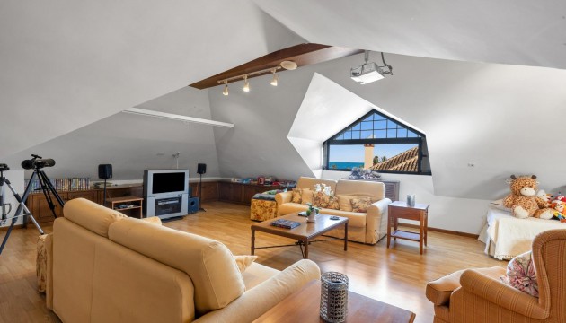 Resale - Detached Villa - Torrevieja - La Veleta