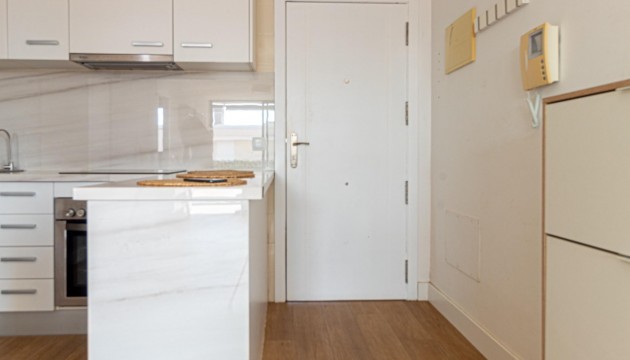 Resale - Apartment - Orihuela Costa - Los Dolses