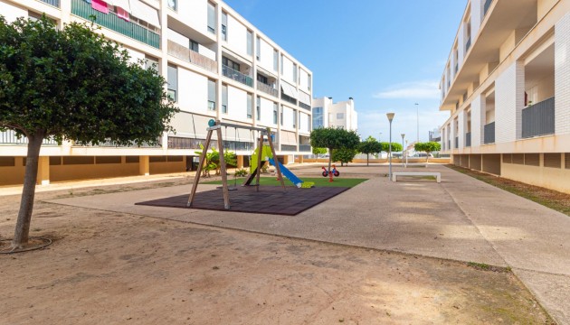 Resale - Apartment - Orihuela Costa - Los Dolses