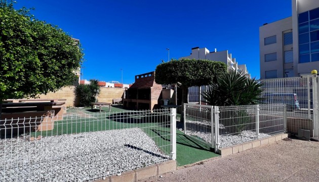 Resale - Apartment - Orihuela Costa - Los Dolses