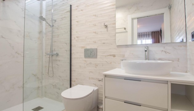 Resale - Apartment - Orihuela Costa - Punta Prima