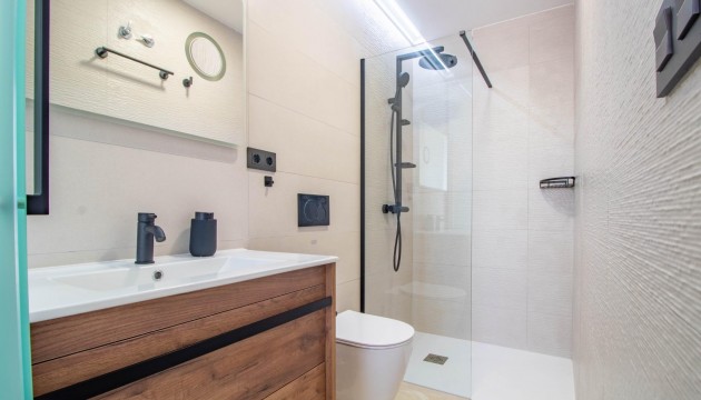 Resale - Apartment - Orihuela Costa - Punta Prima