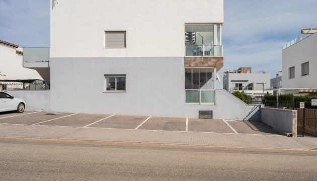 Resale - Apartment - Orihuela Costa - Punta Prima