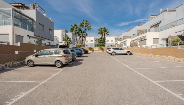 Resale - Apartment - Orihuela Costa - Punta Prima