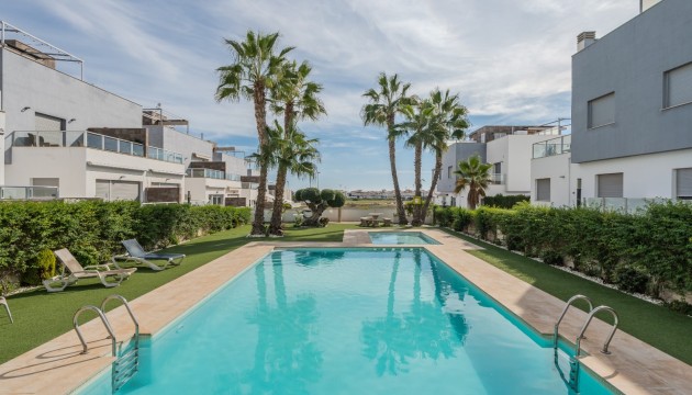 Resale - Apartment - Orihuela Costa - Punta Prima