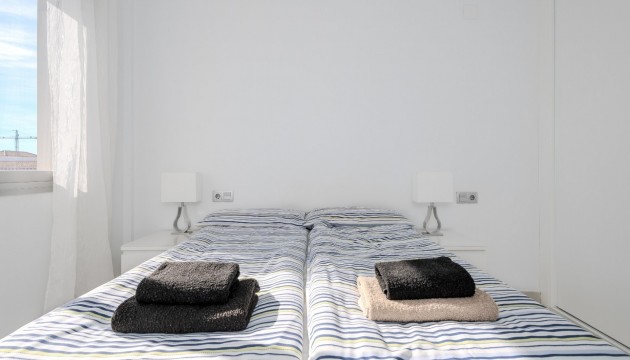 Resale - Apartment - Orihuela Costa - Punta Prima