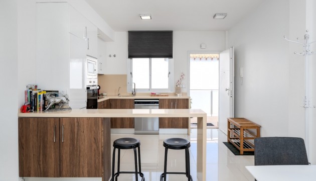 Resale - Apartment - Orihuela Costa - Punta Prima