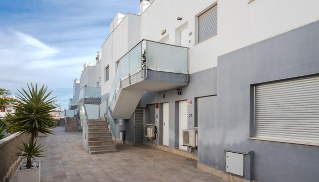 Resale - Apartment - Orihuela Costa - Punta Prima
