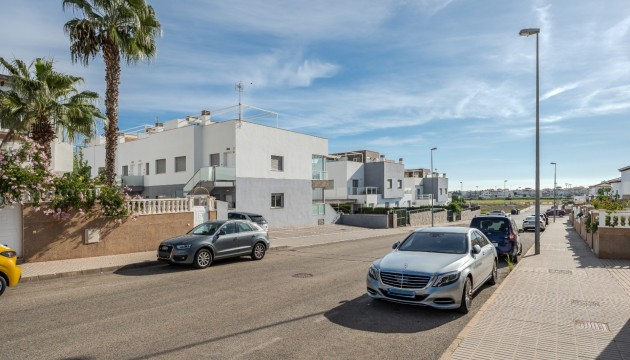 Resale - Apartment - Orihuela Costa - Punta Prima