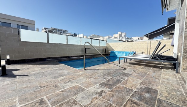 Resale - Detached Villa - Orihuela Costa - Villamartín