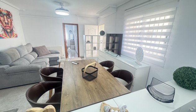 Resale - Detached Villa - Orihuela Costa - Villamartín