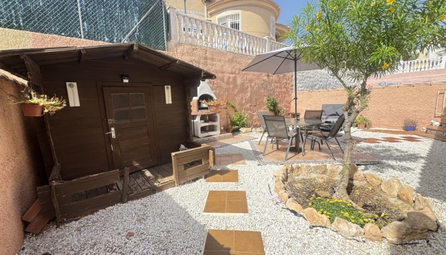 Resale - Detached Villa - Orihuela Costa - Villamartín