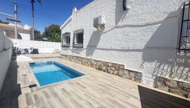 Wiederverkauf - Detached Villa - Orihuela Costa - Villamartín