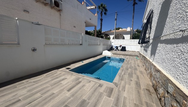 Wiederverkauf - Detached Villa - Orihuela Costa - Villamartín