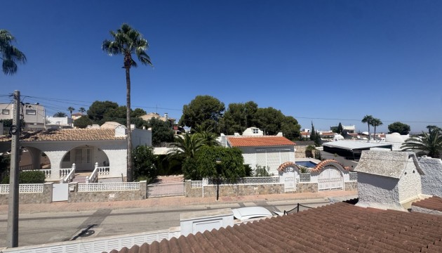 Wiederverkauf - Detached Villa - Orihuela Costa - Villamartín