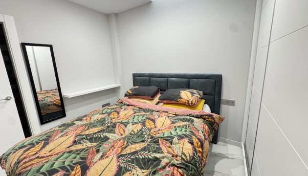 Resale - Detached Villa - Orihuela Costa - Villamartín