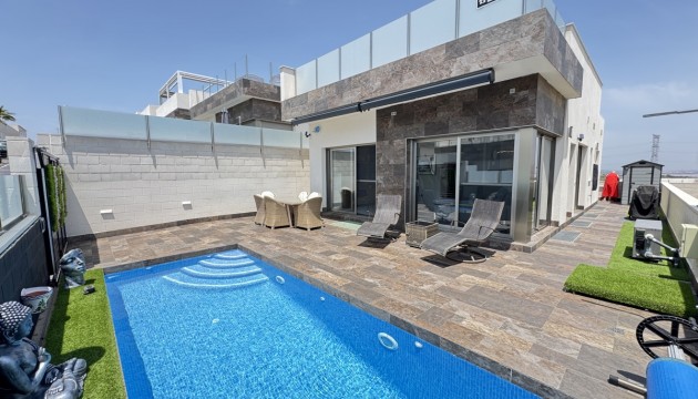Resale - Detached Villa - Orihuela Costa - Villamartín
