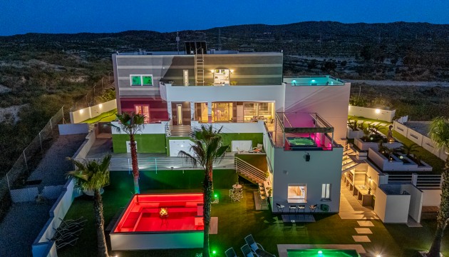 Wiederverkauf - Detached Villa - Torremendo